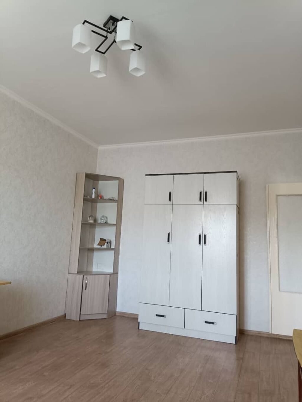 1 комната, 12 мкр Риэлтор, Семейным, от 1 года, С мебелью полностью: фото 2