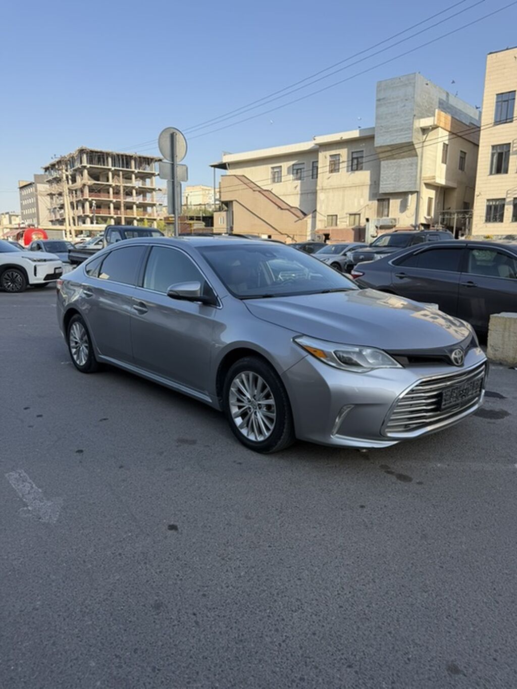Toyota Avalon: 2018 г., 2.5 л, Автомат, Гибрид, Седан: фото 2