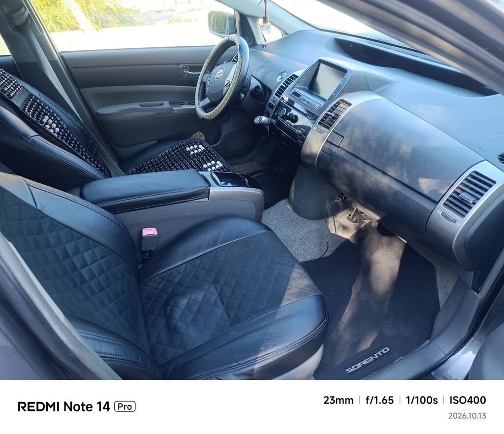 Toyota Prius: 2008 г., 1.5 л, Гибрид, Хэтчбэк: фото 5