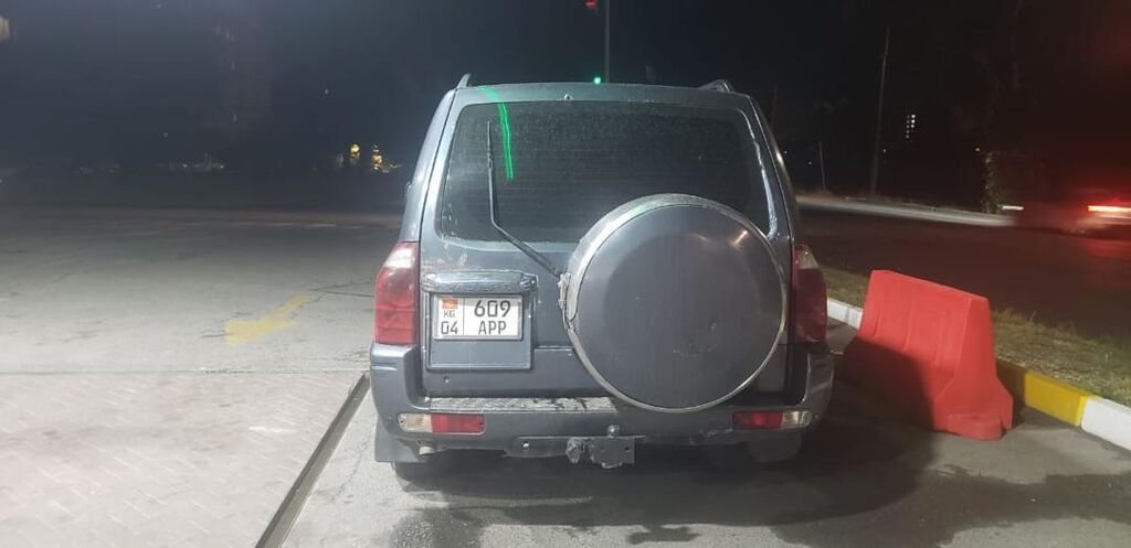 Mitsubishi Pajero: 2006 г., 3.2 л, Автомат, Дизель, Внедорожник: фото 3
