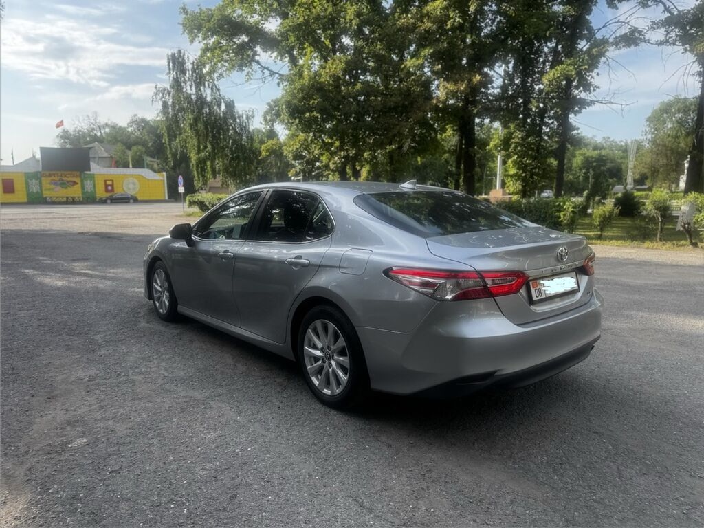 Toyota Camry: 2020 г., 2.5 л, Автомат, Бензин: фото 2