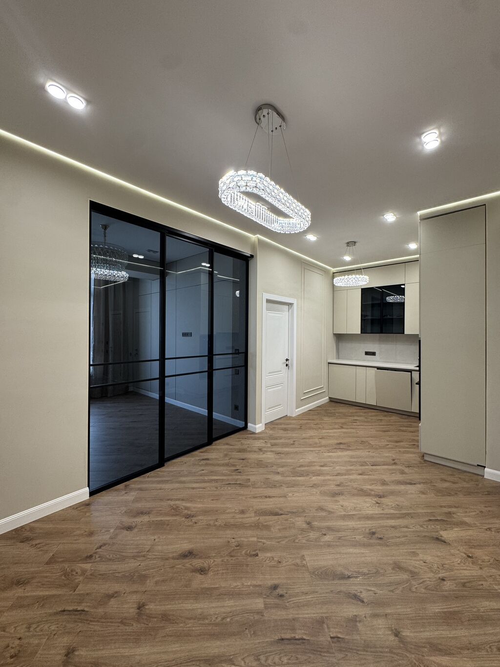 2 комнаты, 57 м², 7 мкр Элитка, 14 этаж, Дизайнерский ремонт: фото 5