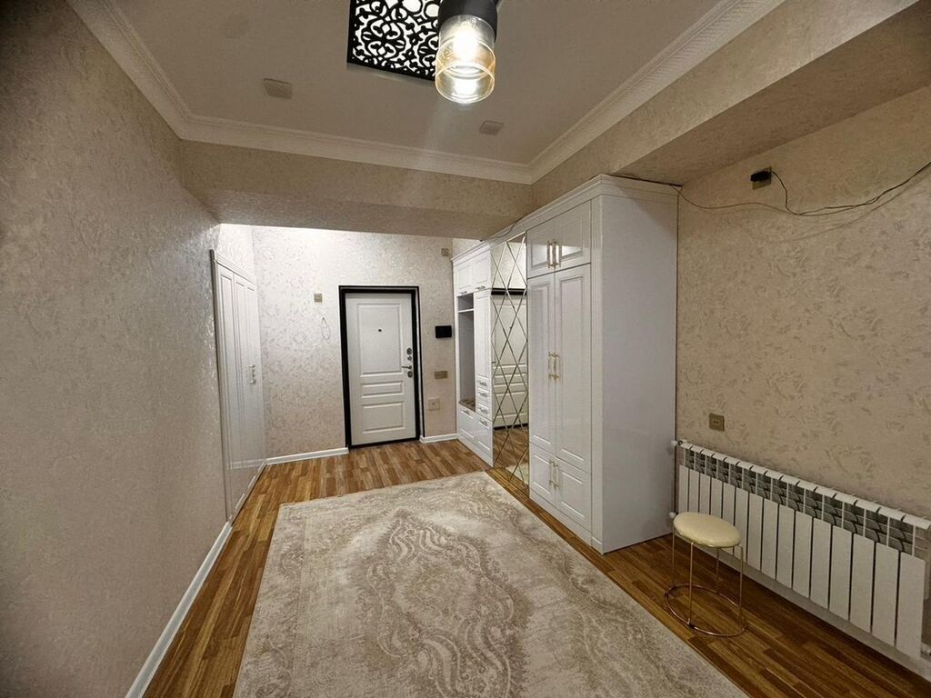 3 otaqlı, Yeni tikili, 147 kv. m