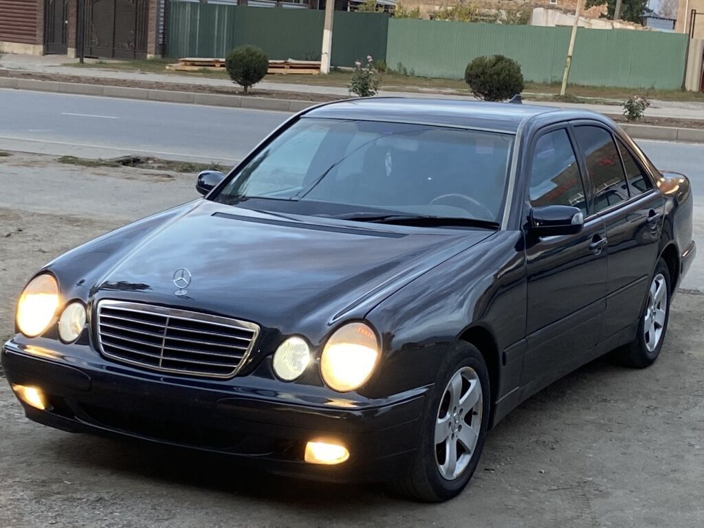 Mercedes-Benz E-Class: 2000 г., Седан: фото 2