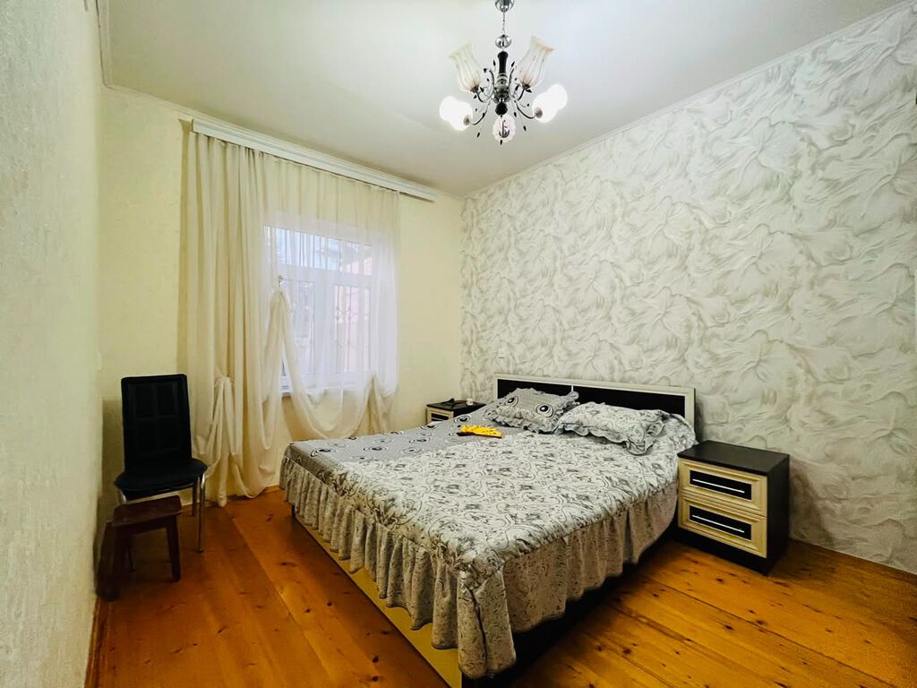 Görədil 5 otaqlı, 165 kv. m