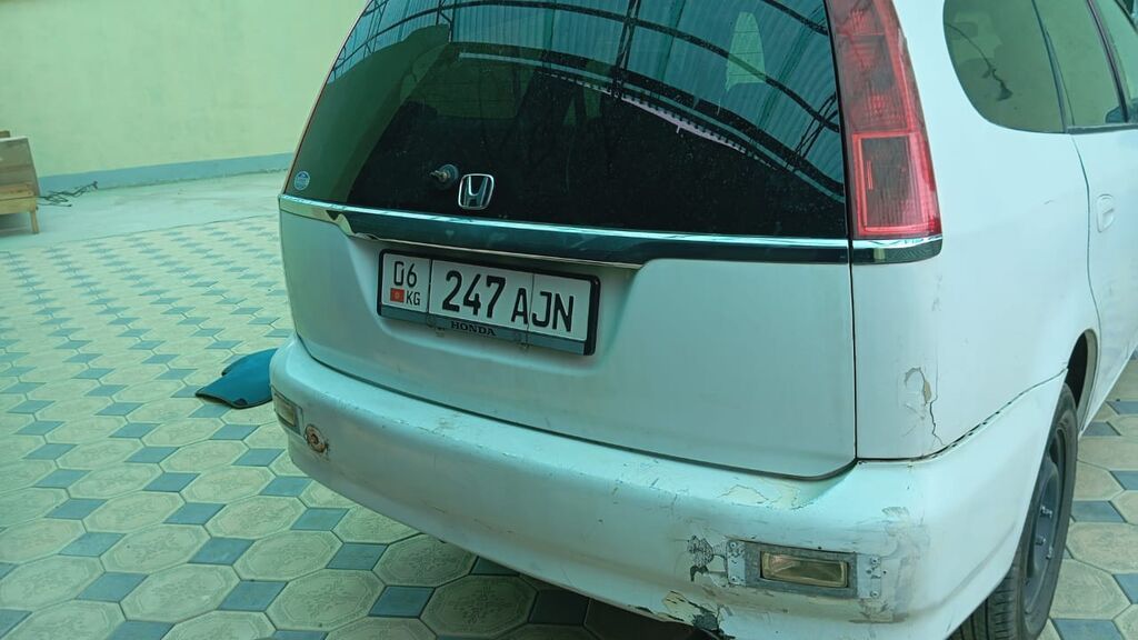Honda Stream: 2002 г., 2 л, Автомат, Газ, Минивэн: фото 4