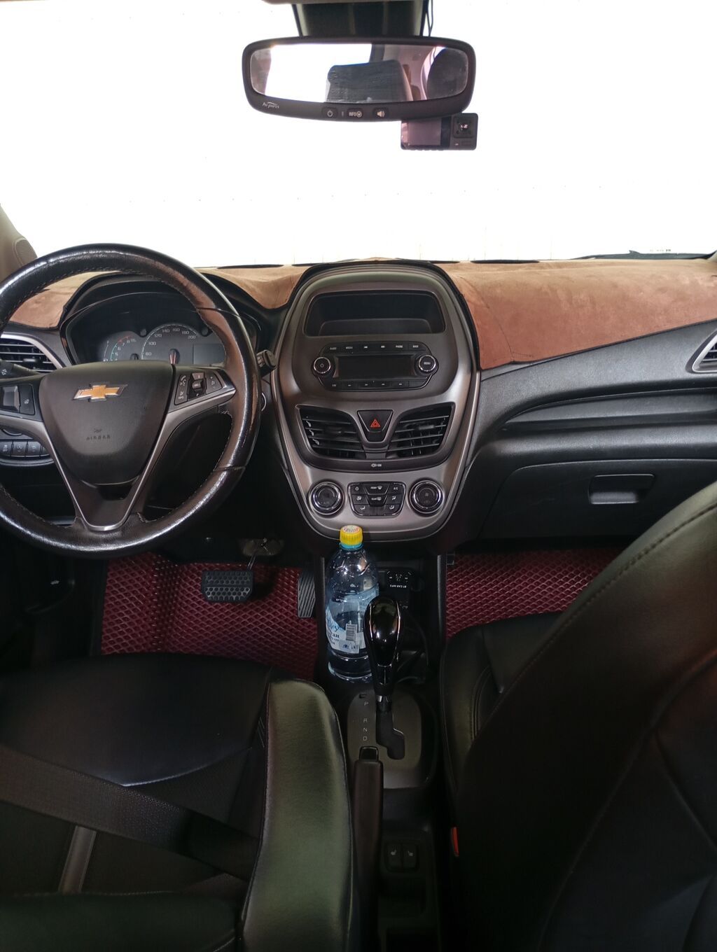 Chevrolet Spark: 2018 г., 1 л, Вариатор, Бензин, Хэтчбэк: фото 8