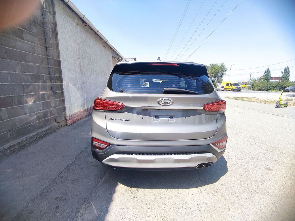 Hyundai Santa Fe: 2020 г., 2 л, Автомат, Дизель, Кроссовер: фото 2