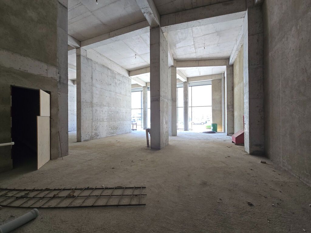 Ağ şəhərin mərkəzində, premium yaşayış-kompleksinin birinci xəttində
