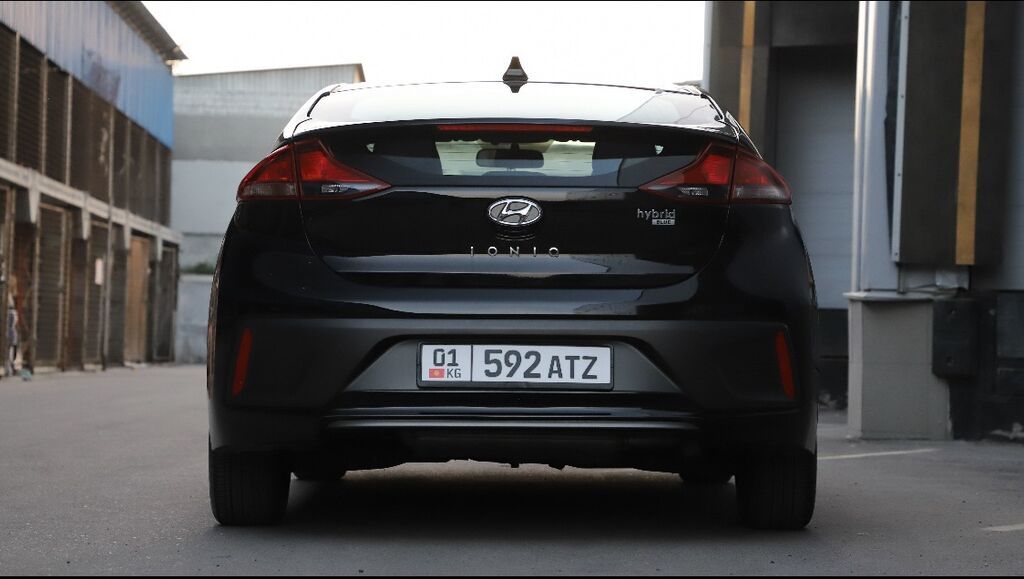 Hyundai Ioniq Hybrid 2019, 1.6 л, черный: фото 5