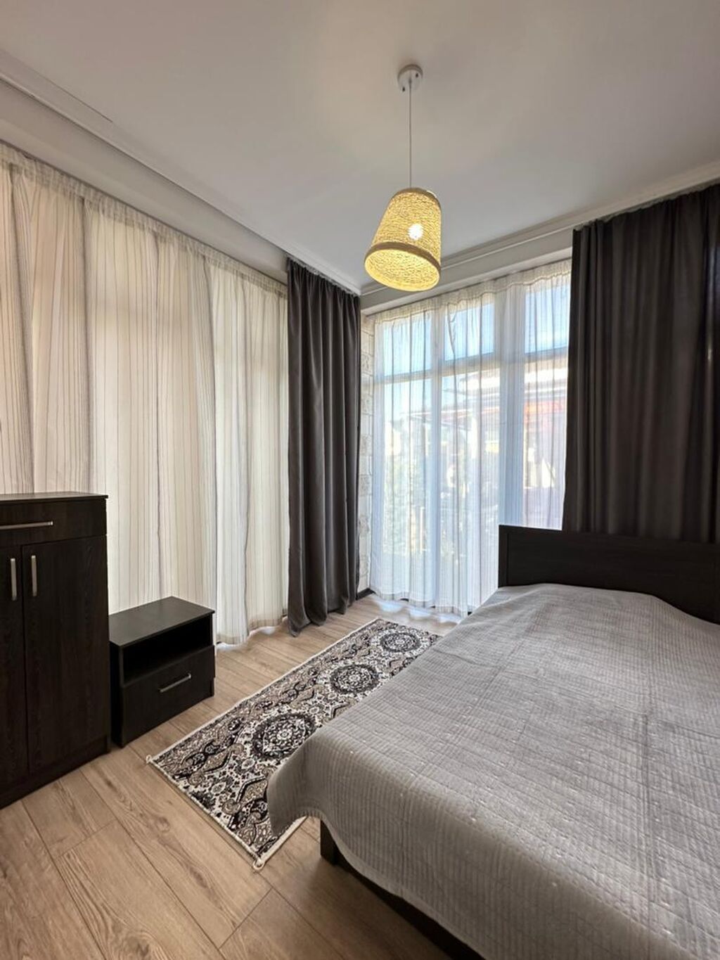 Продаю полкотеджа в пансионате Париж, село Чок Тал. Три спальни, зал: фото 6