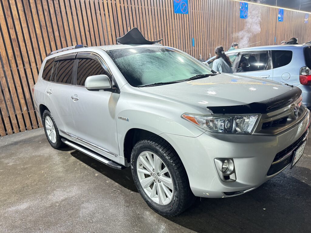 Toyota Highlander: 2012 г., 3.5 л, Автомат, Гибрид, Кроссовер — фото 4