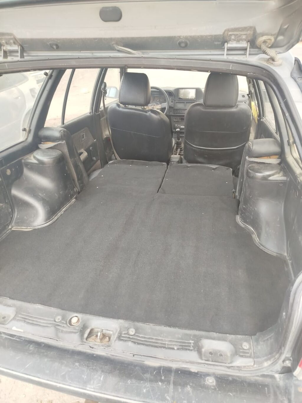 Mazda 323: 1990 г., Бензин, Универсал: фото 6