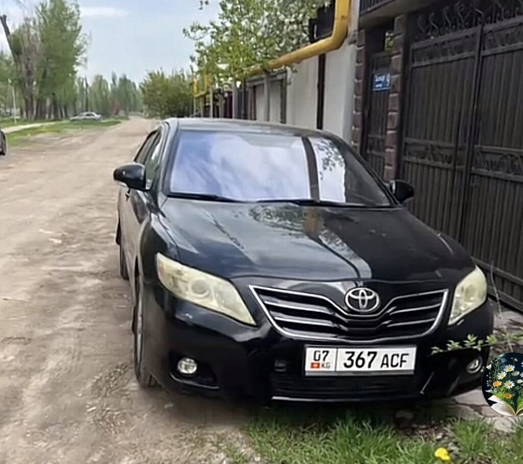Toyota Camry: 2011 г., Автомат, Бензин, Седан: фото 2