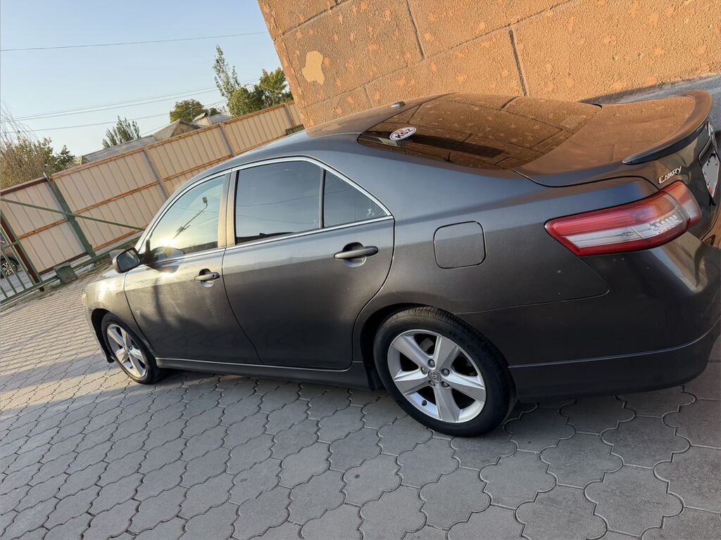 Toyota Camry: 2009 г., 2.5 л, Автомат, Бензин, Седан: фото 3