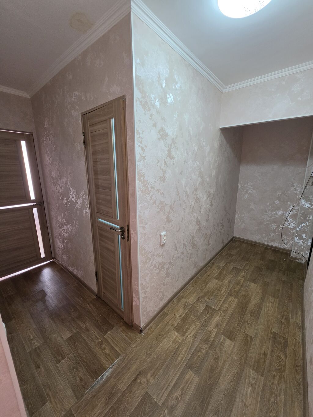 Продам 1-комнатную квартиру, 3 микрорайон, 66 500$: фото 6