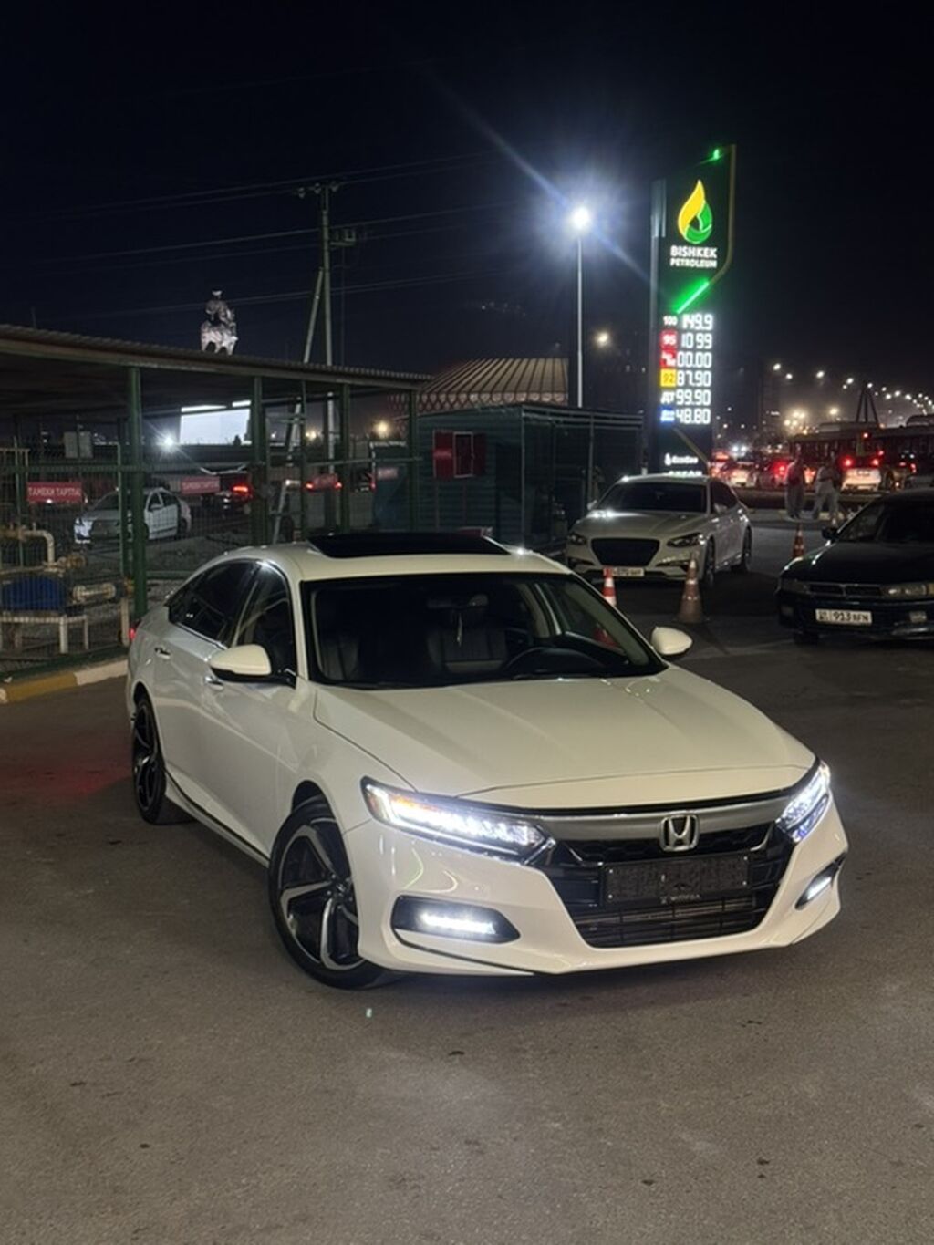 Honda Accord: 2018 г., 1.5 л, Автомат, Бензин, Седан: фото 1