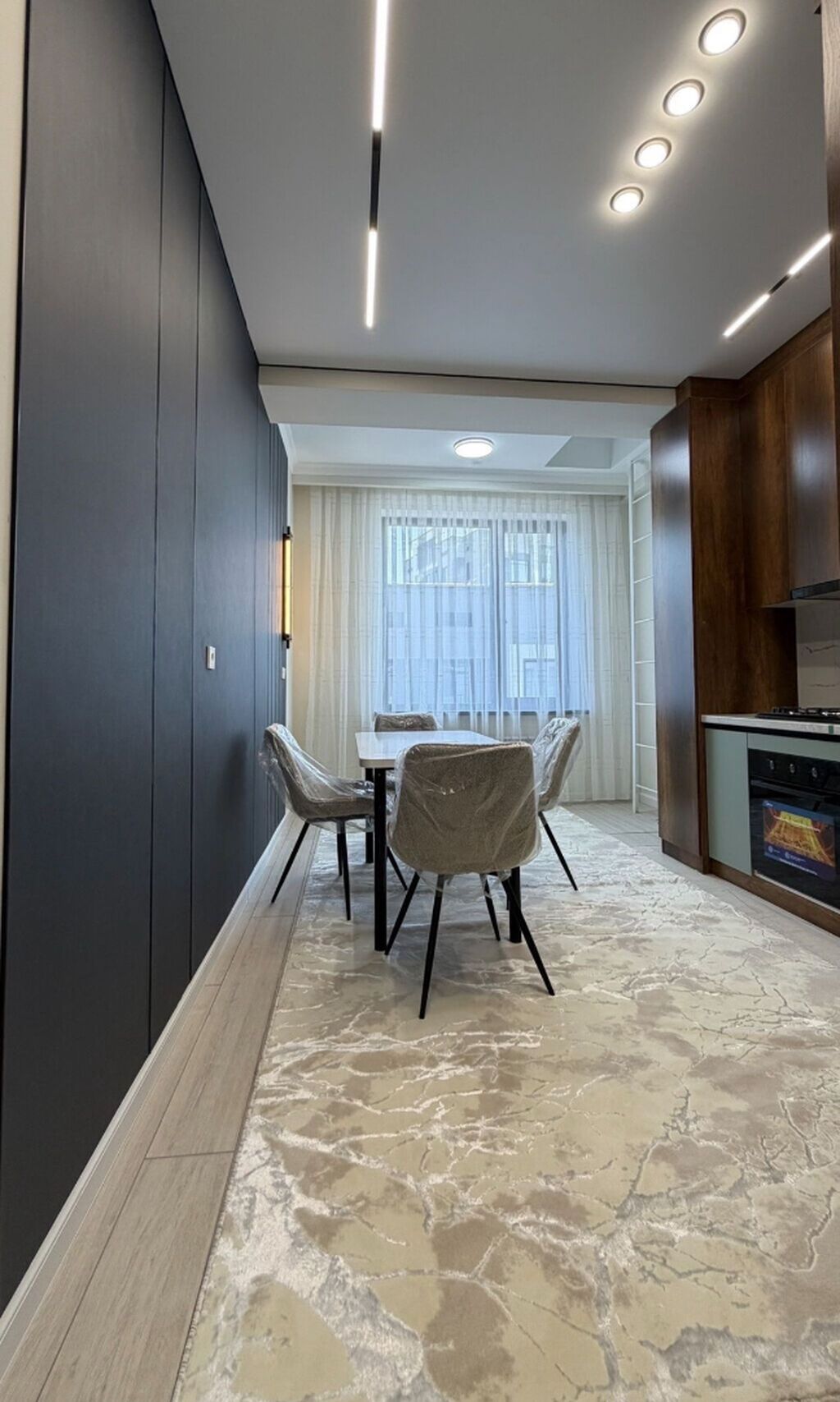 2 комнаты, 77 м², Южная Магистраль Элитка, 10 этаж, Дизайнерский ремонт: фото 3