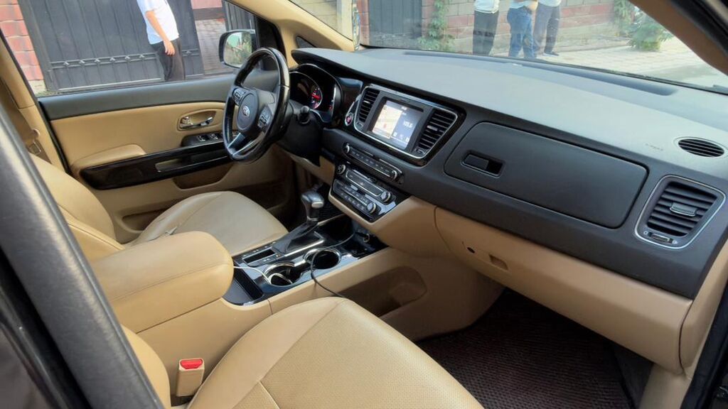 Kia Carnival: 2019 г., 2.2 л, Автомат, Дизель, Минивэн: фото 4