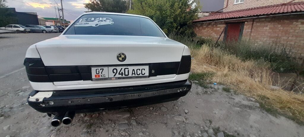 BMW 5 series: 1991 г., 2.5 л, Механика, Бензин, Седан — фото 2