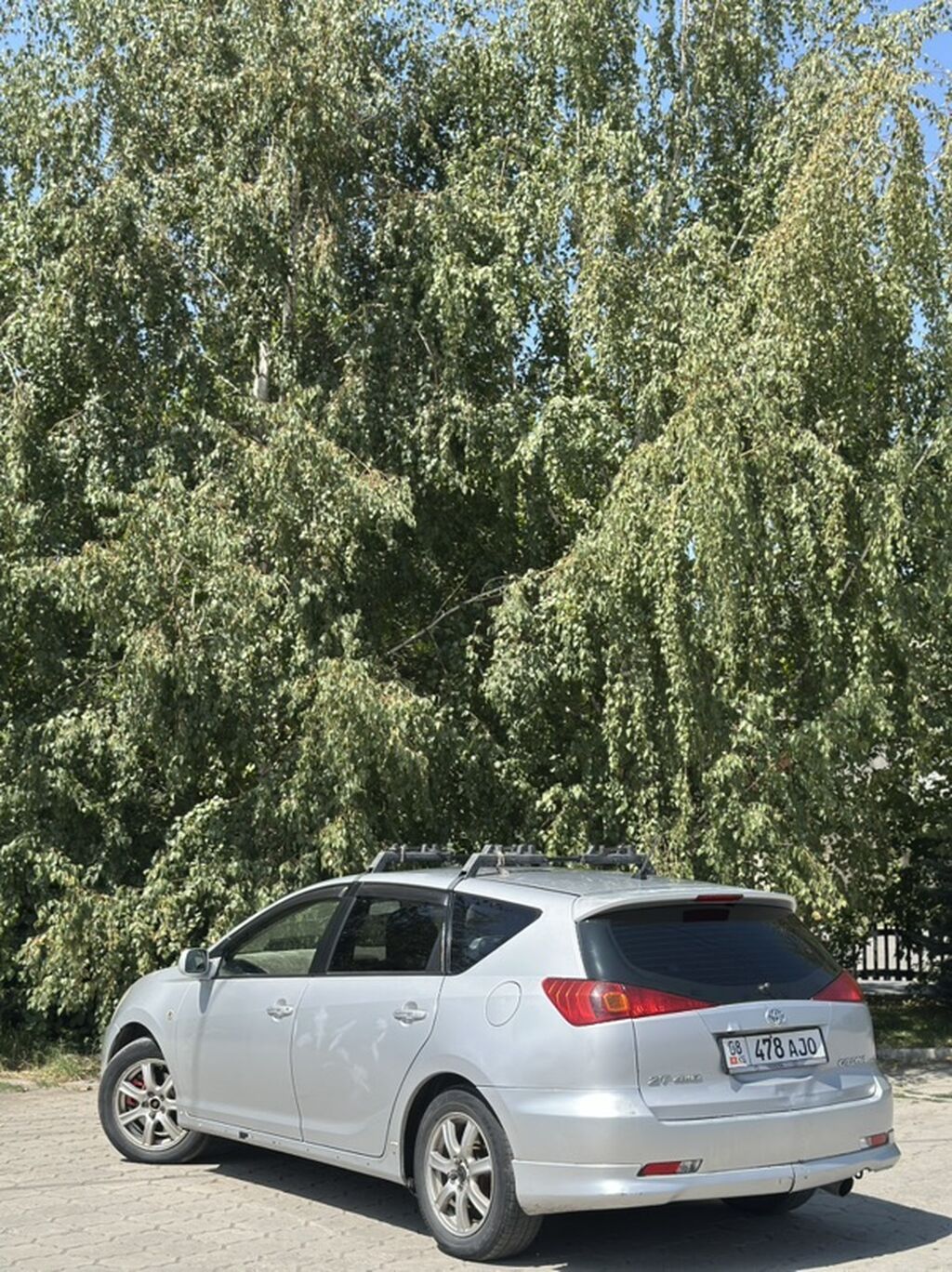 Toyota Caldina: 2002 г., 2 л, Автомат, Бензин, Универсал: фото 4