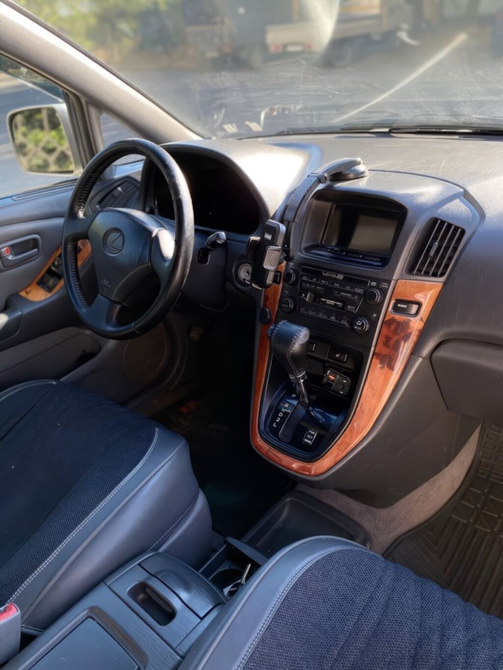 Lexus RX: 1999 г., 3 л, Автомат, Бензин, Кроссовер: фото 6