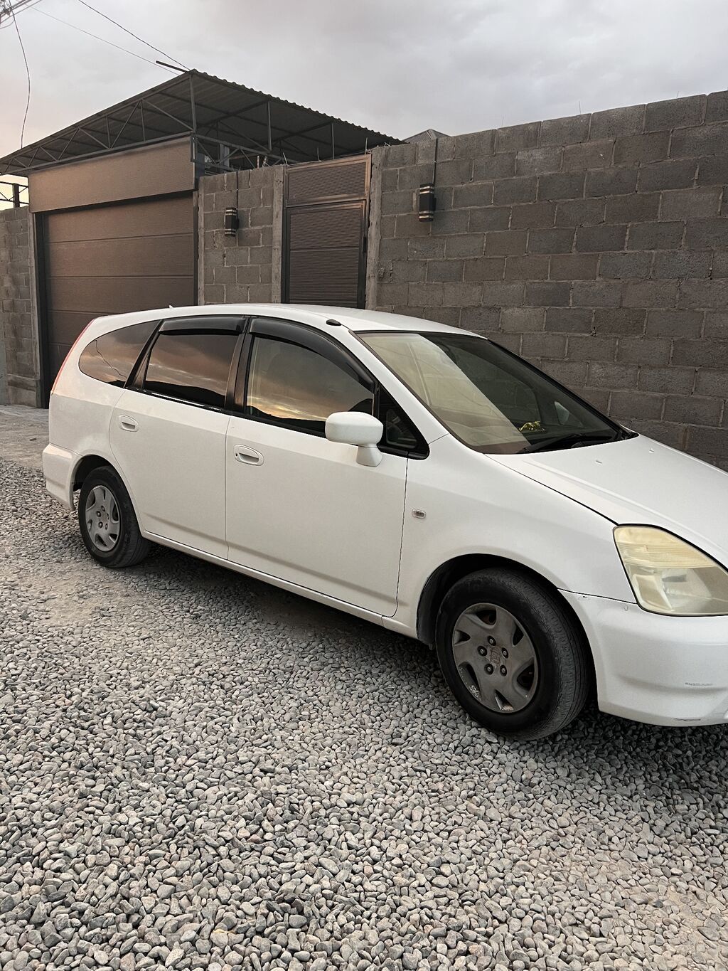 Honda Stream: 2003 г., Автомат, Бензин, Минивэн: фото 6
