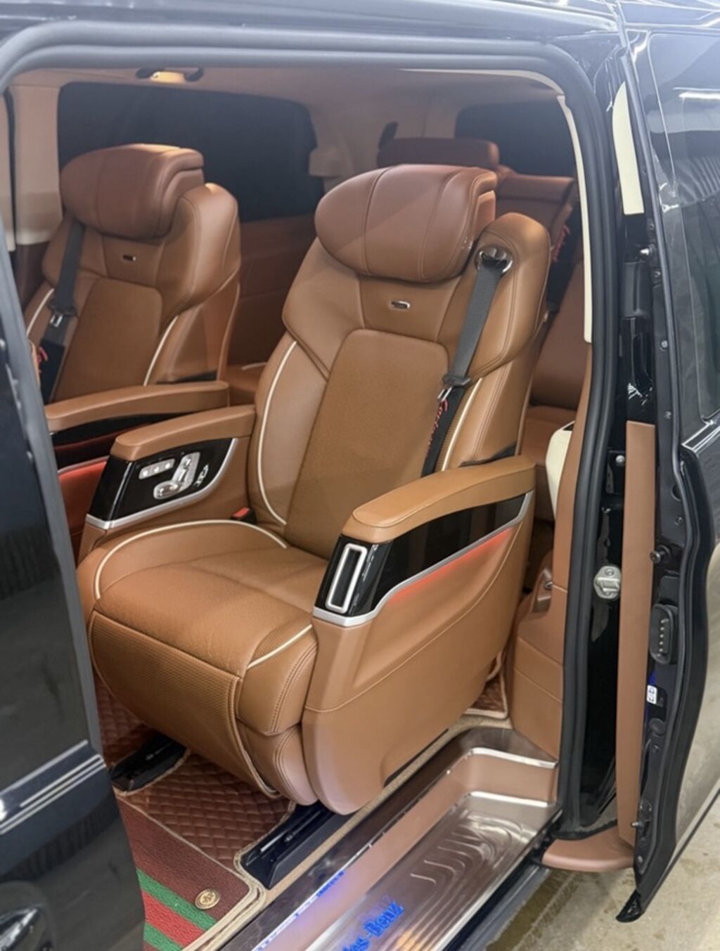 Mercedes-Benz Vito: 2020 г., 2 л, Автомат, Бензин, Минивэн: фото 8