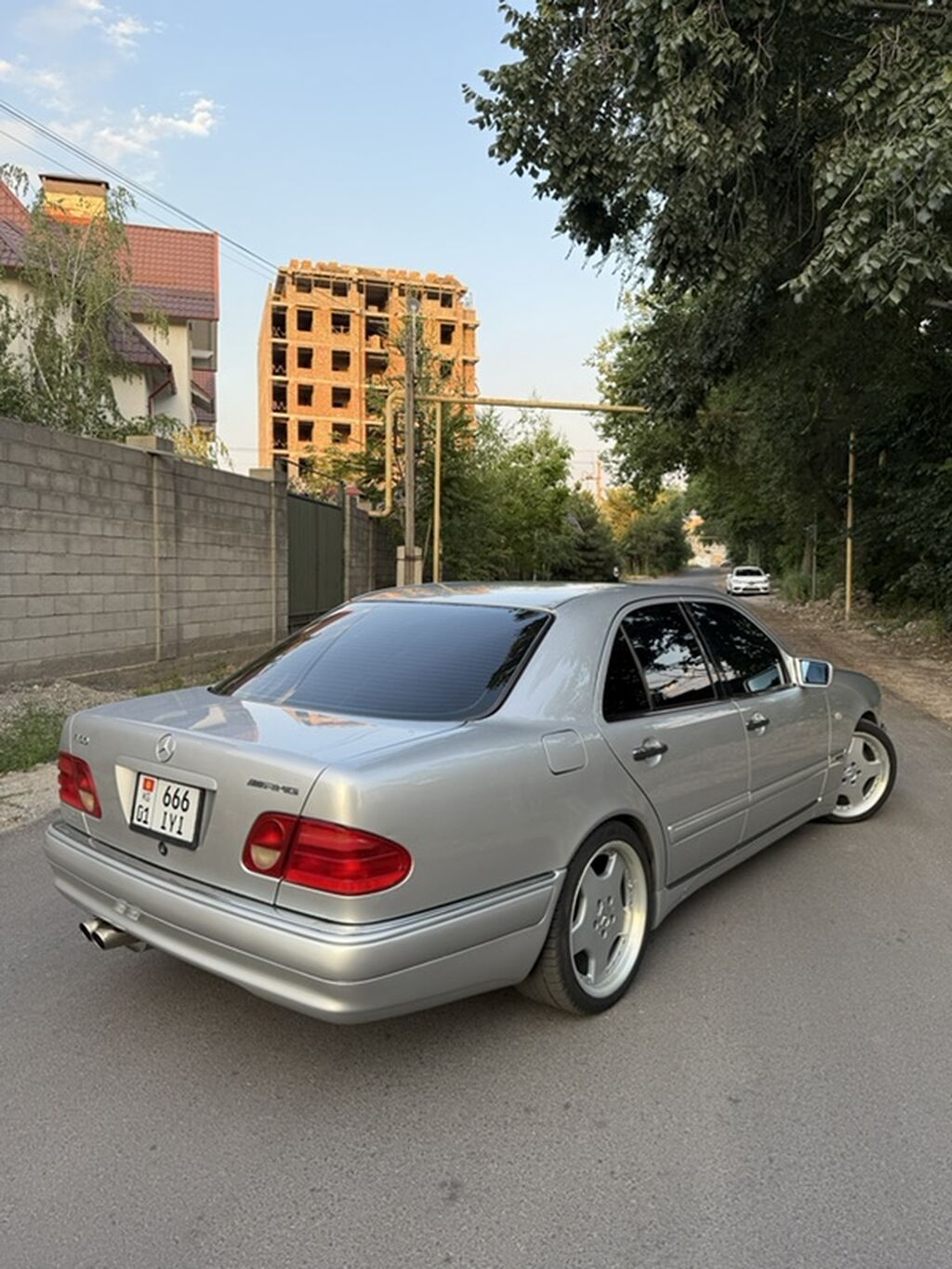 Mercedes-Benz E-Class: 1998 г., 4.3 л, Автомат, Бензин, Седан: фото 4