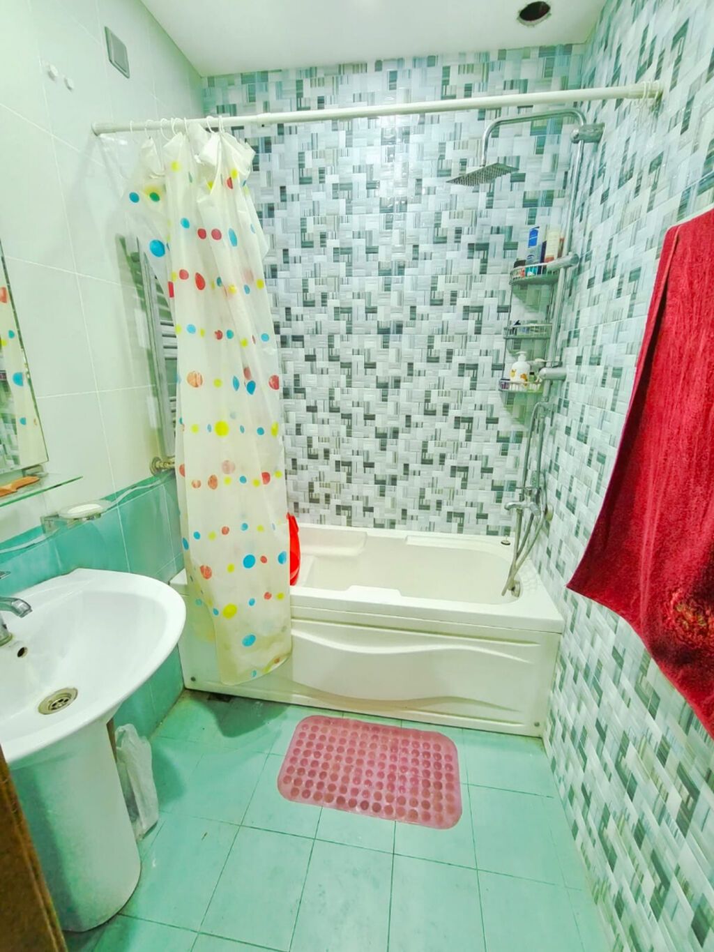 3 otaqlı, Yeni tikili, m. Nizami, 98 kv. m
