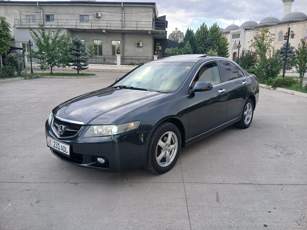 Honda Accord: 2003 г., 2 л, Автомат, Бензин, Седан: фото 2