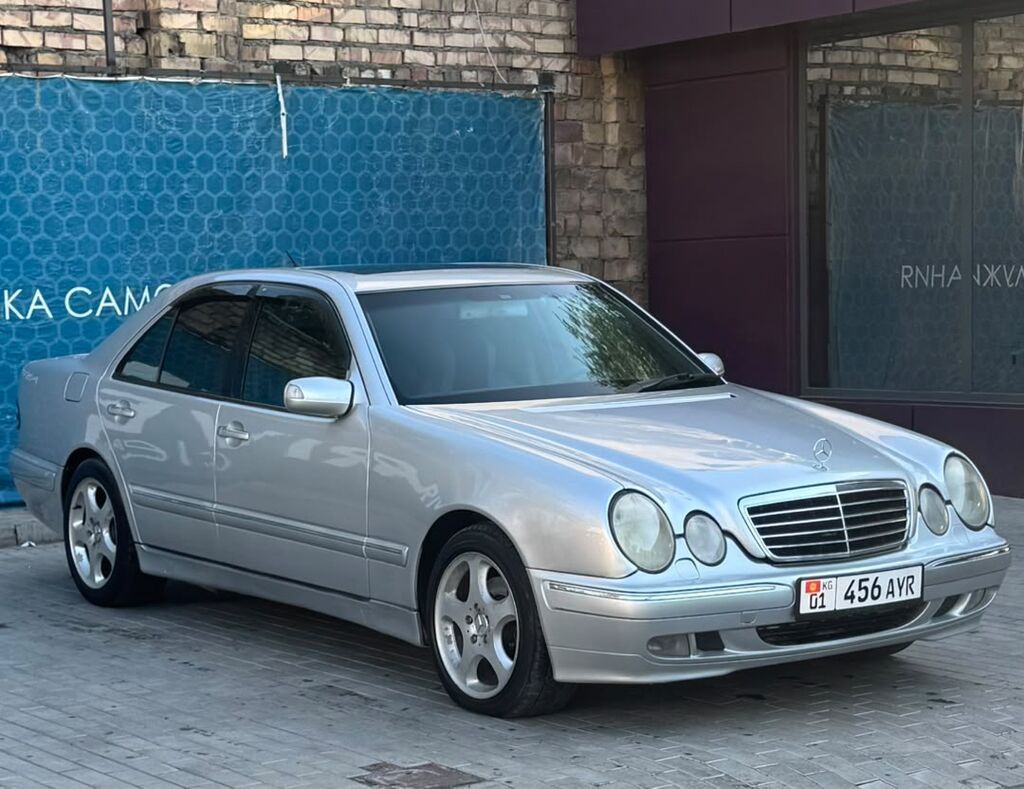 Mercedes-Benz E-Class: 2001 г., 3.2 л, Автомат, Бензин, Седан: фото 5