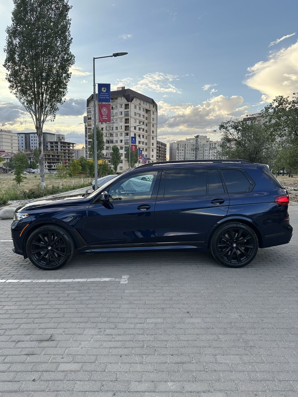 BMW X7: 2021 г., 4.4 л, Автомат, Бензин, Внедорожник: фото 5