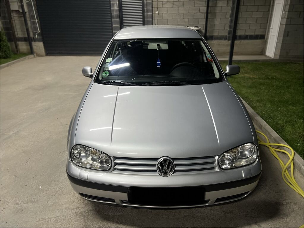 Volkswagen Golf: 2001 г., 1.4 л, Механика, Бензин, Хэтчбэк: фото 3