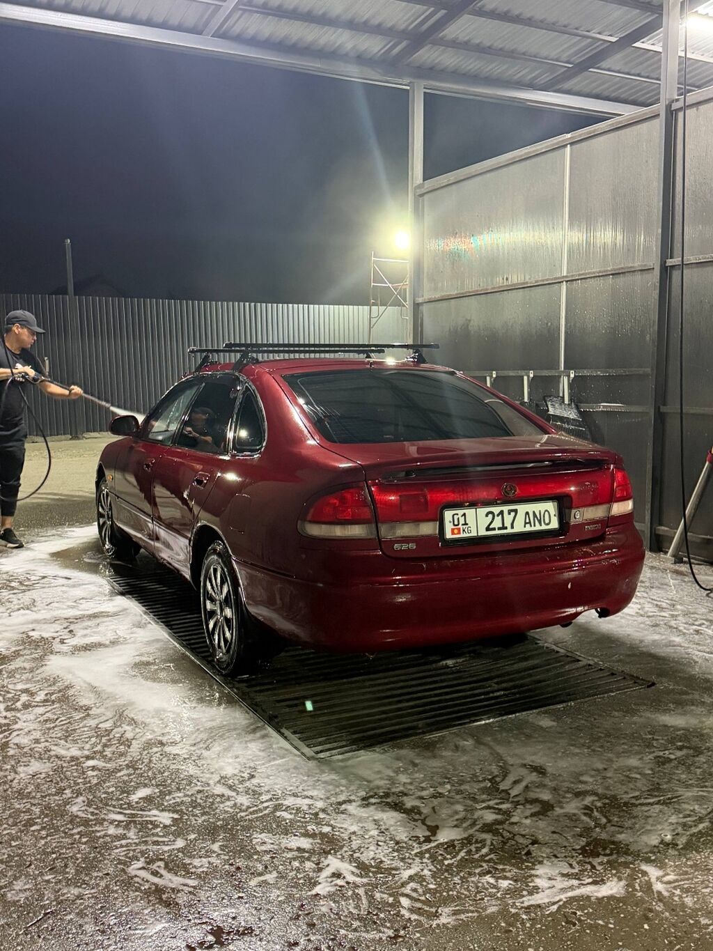 Mazda 626: 1992 г., 2 л, Механика, Бензин, Седан: фото 3