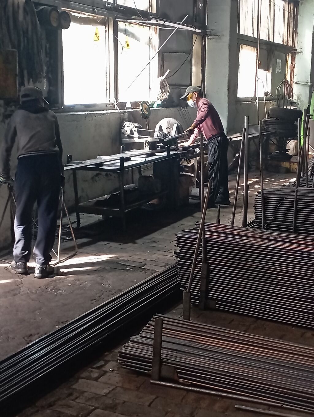 Требуются разнорабочие на производство (металлоцех), без опыта: фото 2