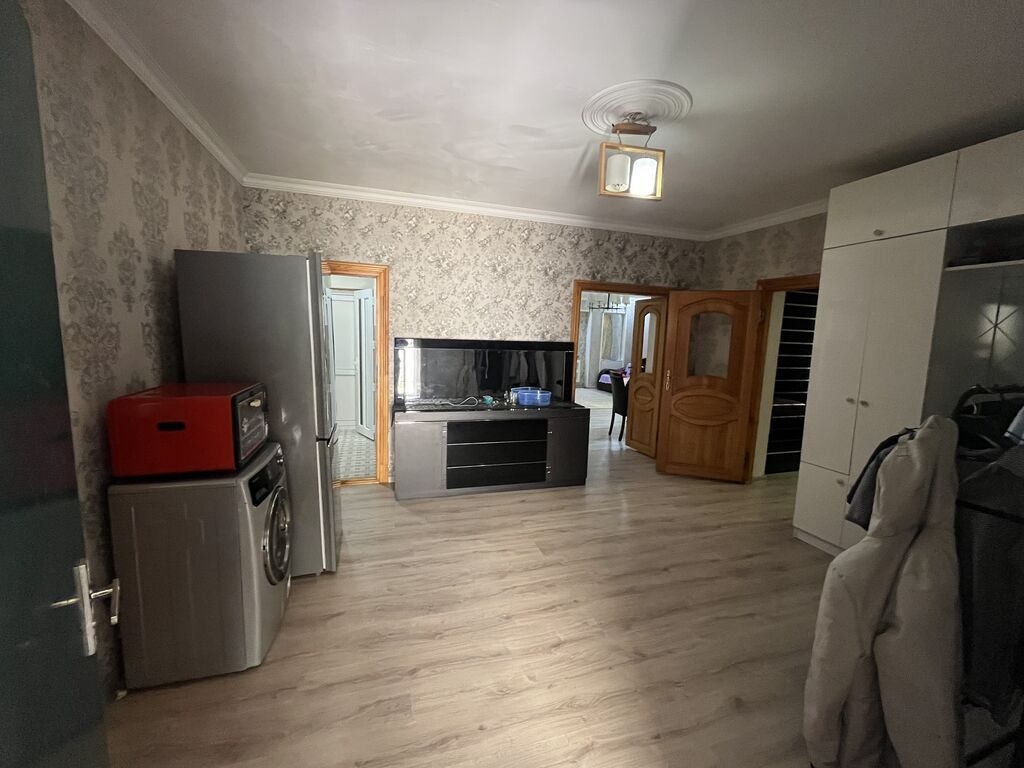 6 otaqlı, 250 kv. m, Kredit yoxdur, Yeni təmirli