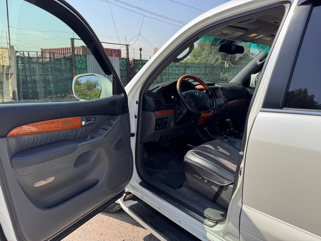 Lexus GX: 2003 г., 4.7 л, Автомат, Газ, Внедорожник: фото 5