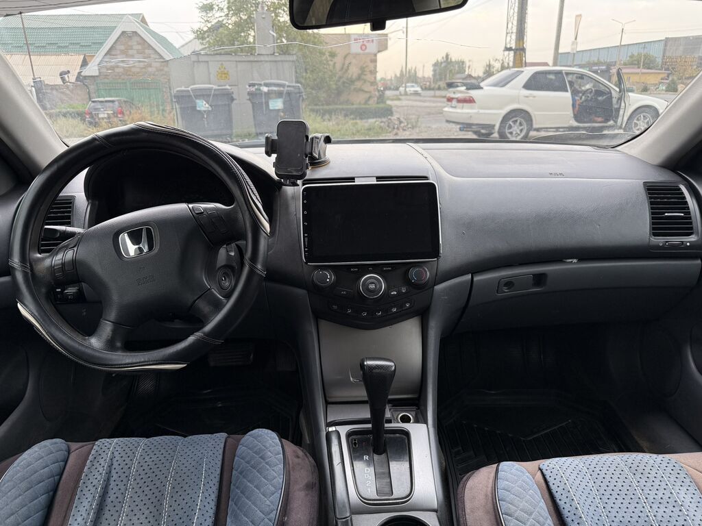 Honda Accord: 2003 г., 2.4 л, Автомат, Бензин, Седан: фото 4