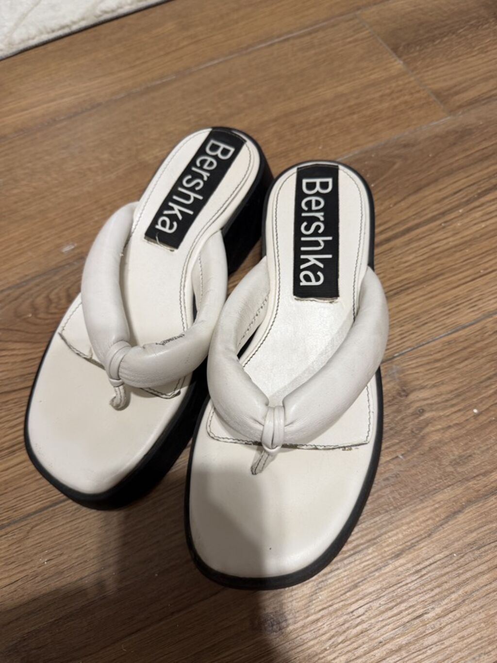 Босоножки, 36, Bershka, Б/у, цвет - Белый, Самовывоз, Платная доставка: фото 2