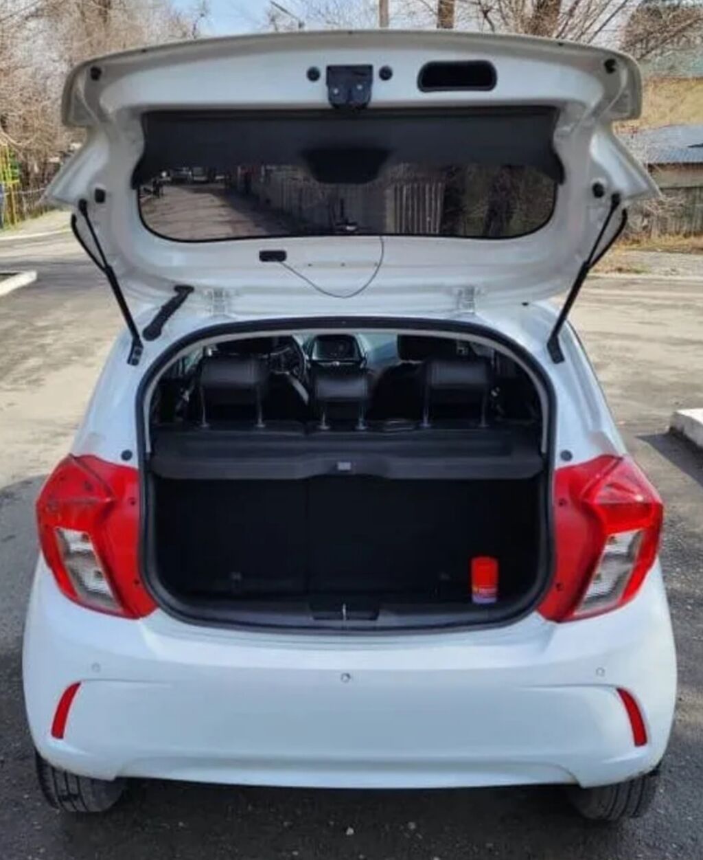 Chevrolet Spark: 2018 г., 1 л, Вариатор, Бензин, Хэтчбэк: фото 2