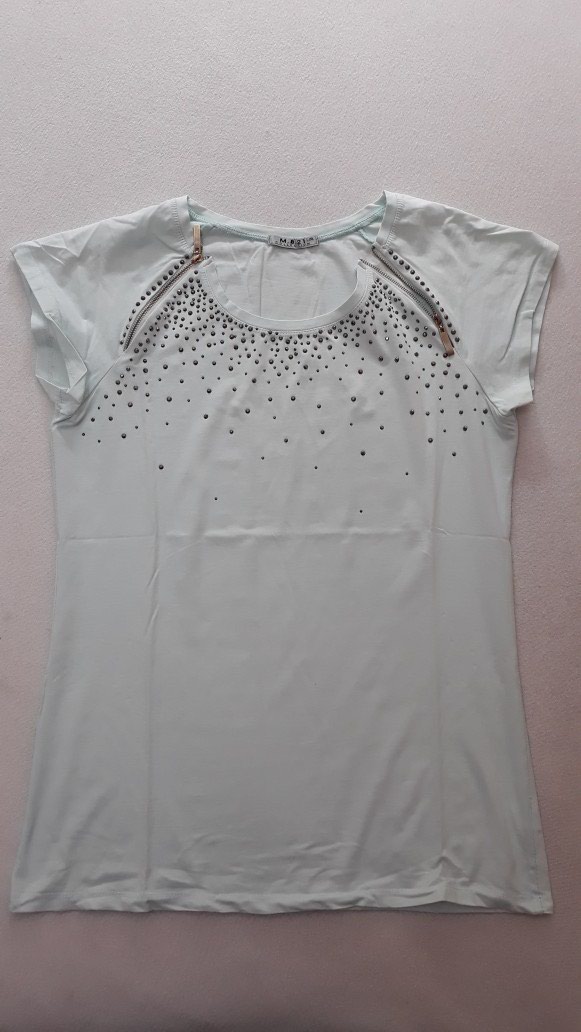 Ženske majice: Prelepa majica, pamuk-likra, velicina L/XL na lalafo.rs Prelepa majica, pamuk-likra, velicina L/XL - Valjevo