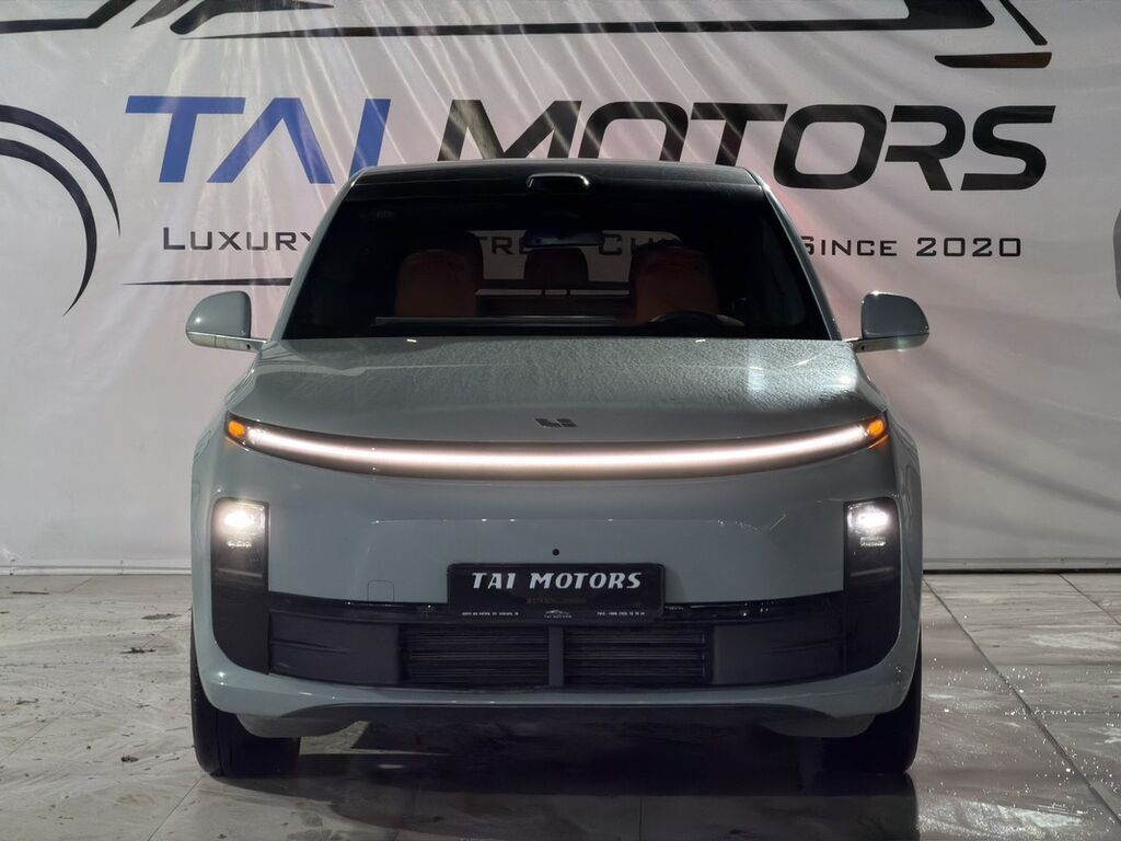 Lixiang L8: 2025 г., 1.5 л, Автомат, Гибрид, Кроссовер: фото 5
