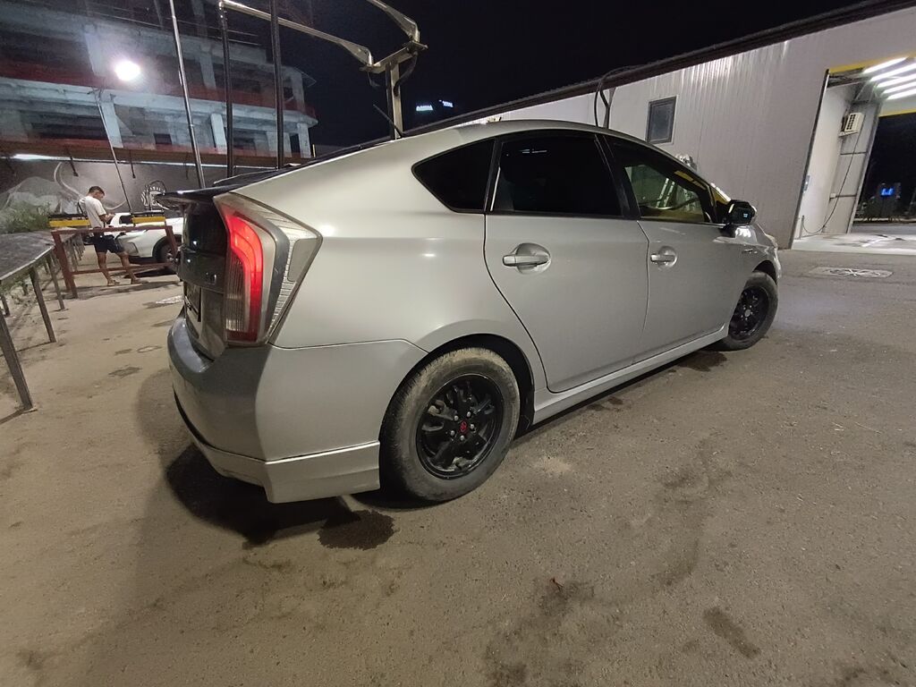 Toyota Prius: 2012 г., 1.8 л, Автомат, Гибрид, Хэтчбэк: фото 7