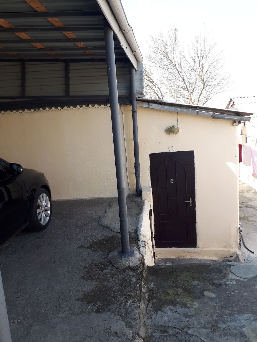 Binəqədi qəs. 9 otaq, 800 kv. m, Yeni təmirli