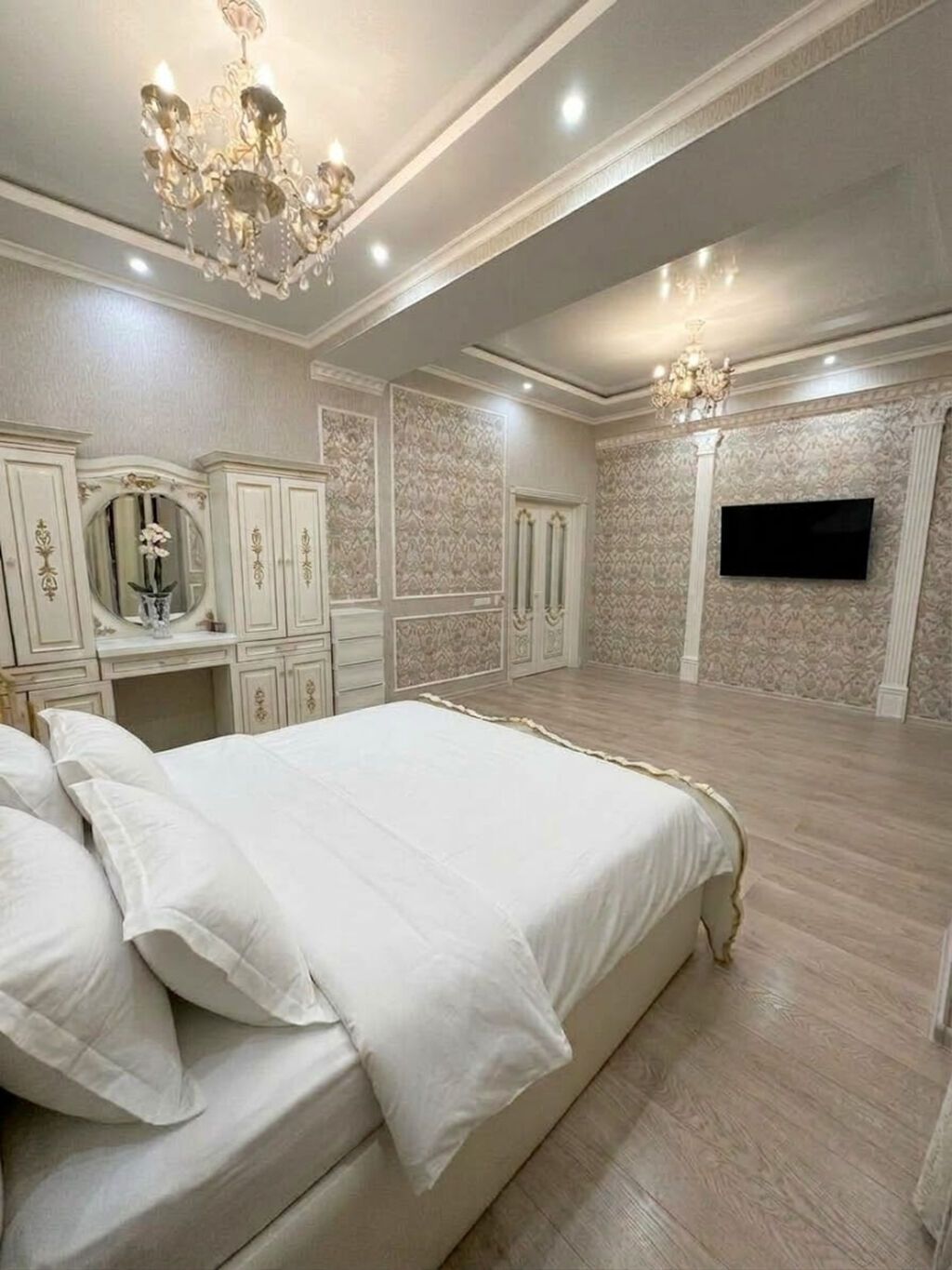 1 комната, 52 м², Золотой квадрат Элитка, 2 этаж, Дизайнерский ремонт: фото 3