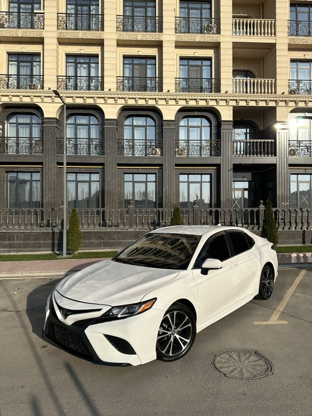 Toyota Camry: 2019 г., 2.5 л, Автомат, Бензин, Седан: фото 3