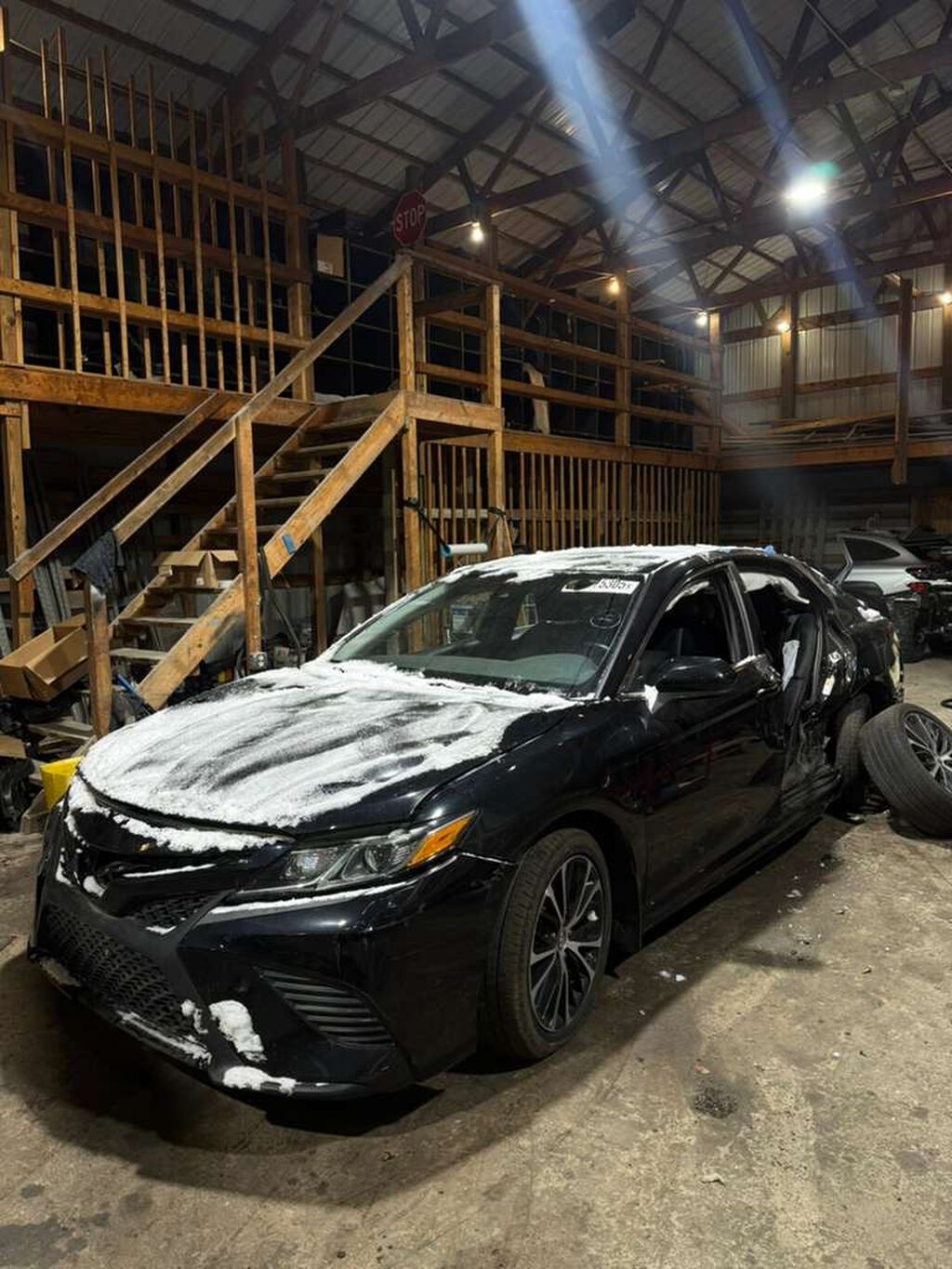 Разбор на запчасти Toyota Camry XV70 SE (Sport Edition) Номер донора: фото 6