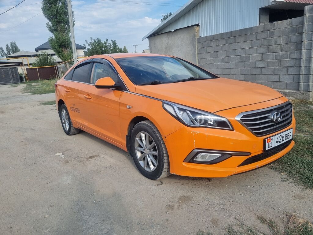 Hyundai Sonata: 2018 г., 2 л, Автомат, Газ, Седан: фото 2