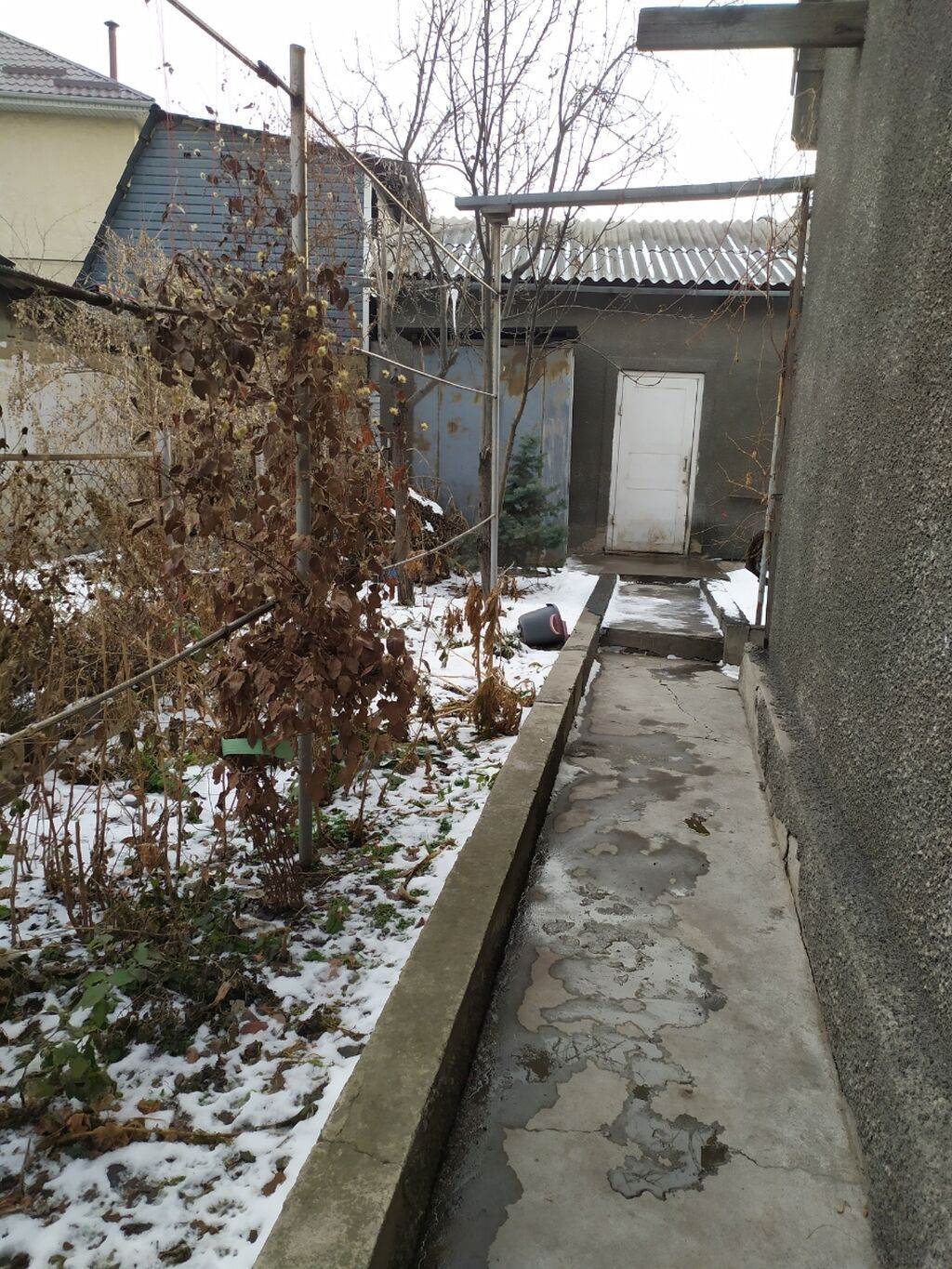 Продаем полдома в районе Азия Молл по Алтымышева в доме 5 комнат: фото 4